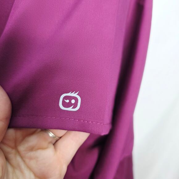 Wonder Wink Women's 4-Pocket V-Neck Short Sleeve Scrub Top #6319 Wine Color 5XL - Picture 11 of 15